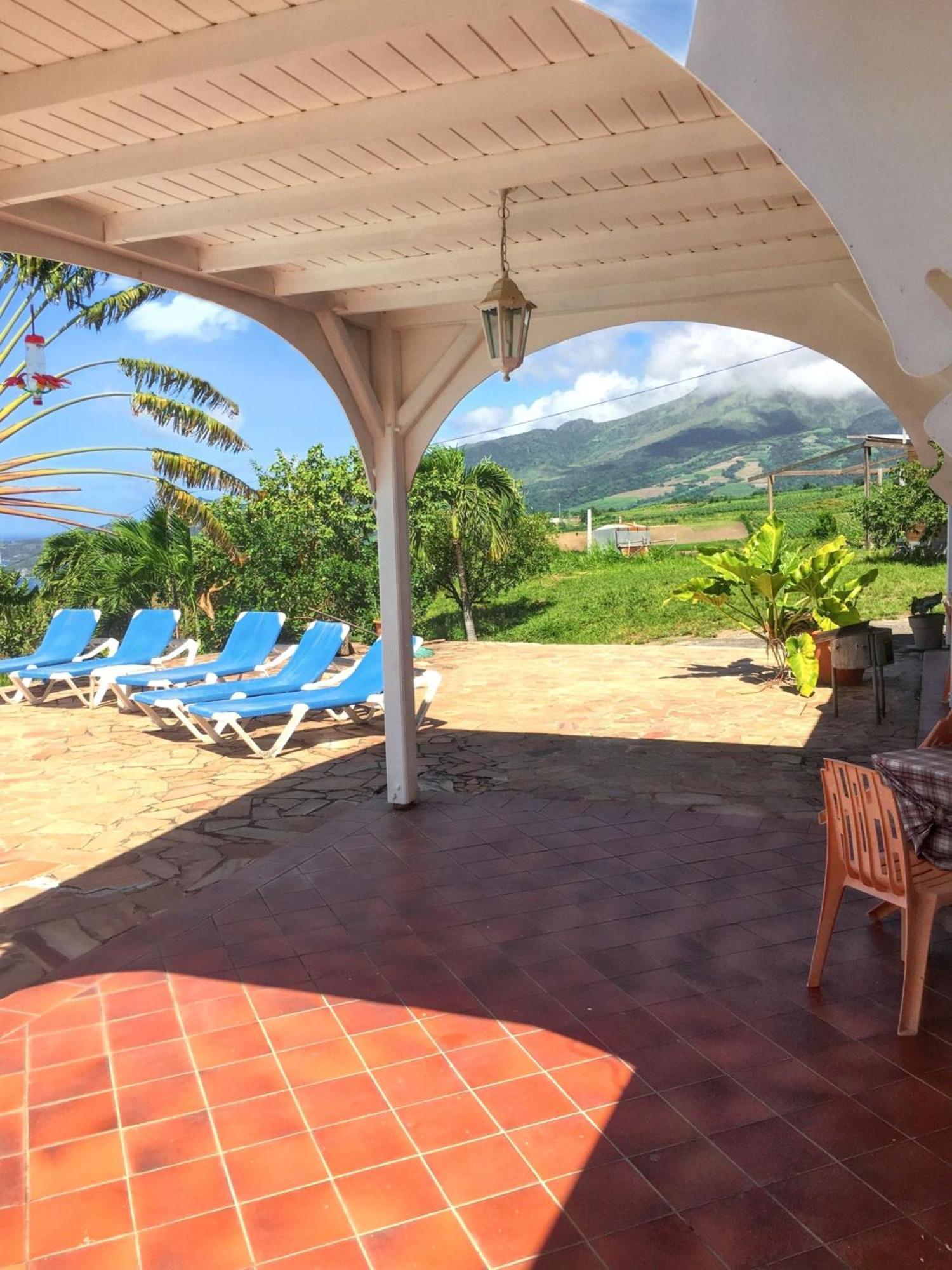 Villa Carbet: Seaside 3-Bedroom with Private Pool and Garden Le Carbet Exterior photo